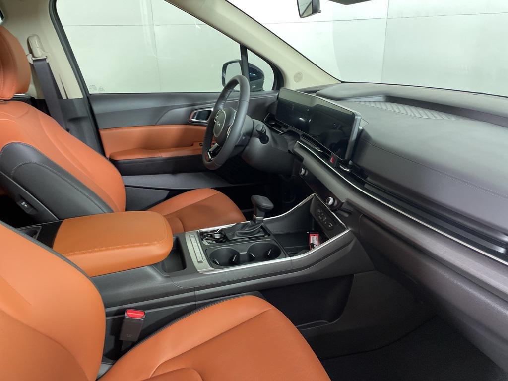 new 2026 Kia Carnival car, priced at $40,831