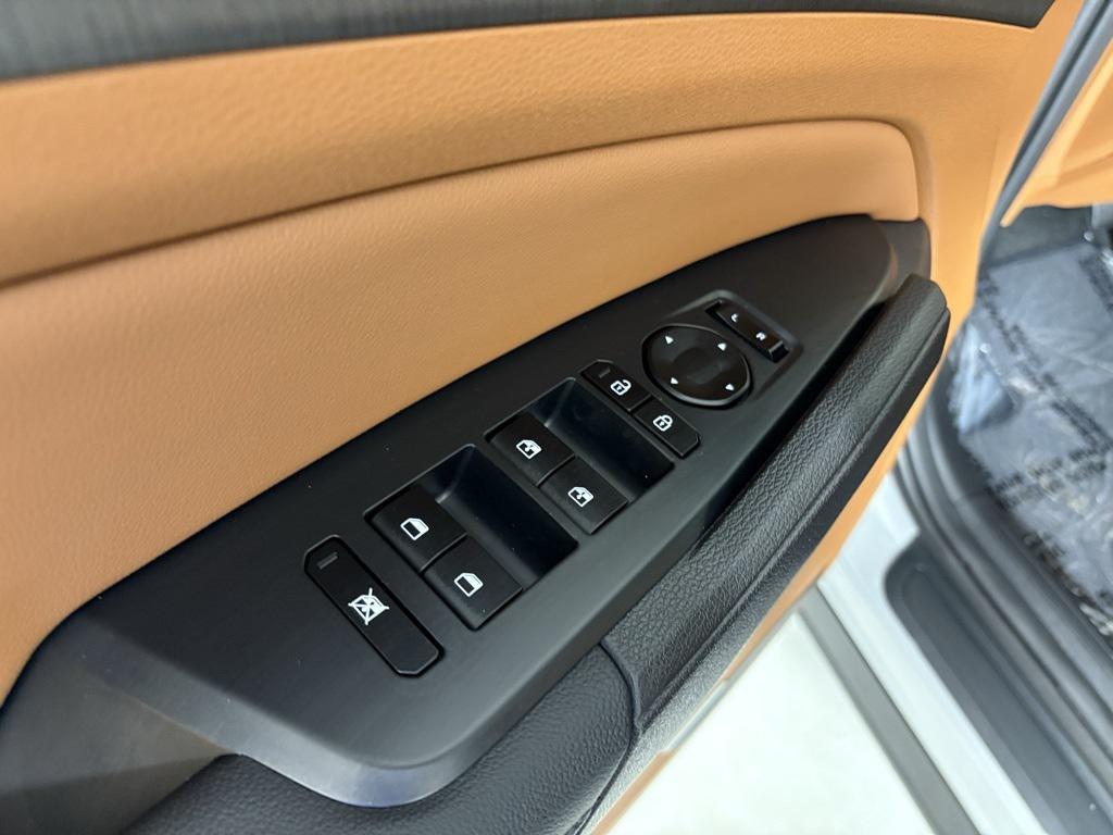 new 2026 Kia Sportage car, priced at $33,549