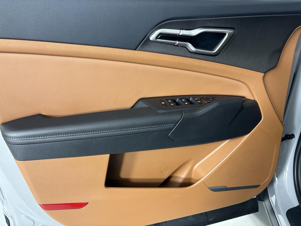new 2026 Kia Sportage car, priced at $33,549
