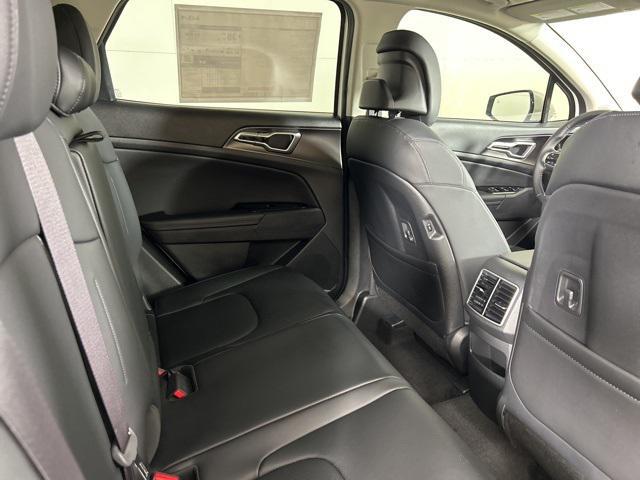new 2025 Kia Sportage Hybrid car, priced at $34,143