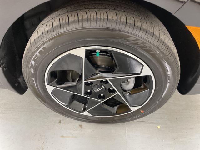 new 2025 Kia Soul car, priced at $25,204