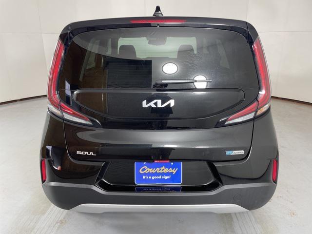 new 2025 Kia Soul car, priced at $25,204