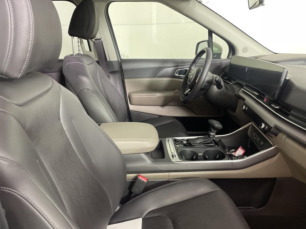 new 2026 Kia Carnival car, priced at $45,689