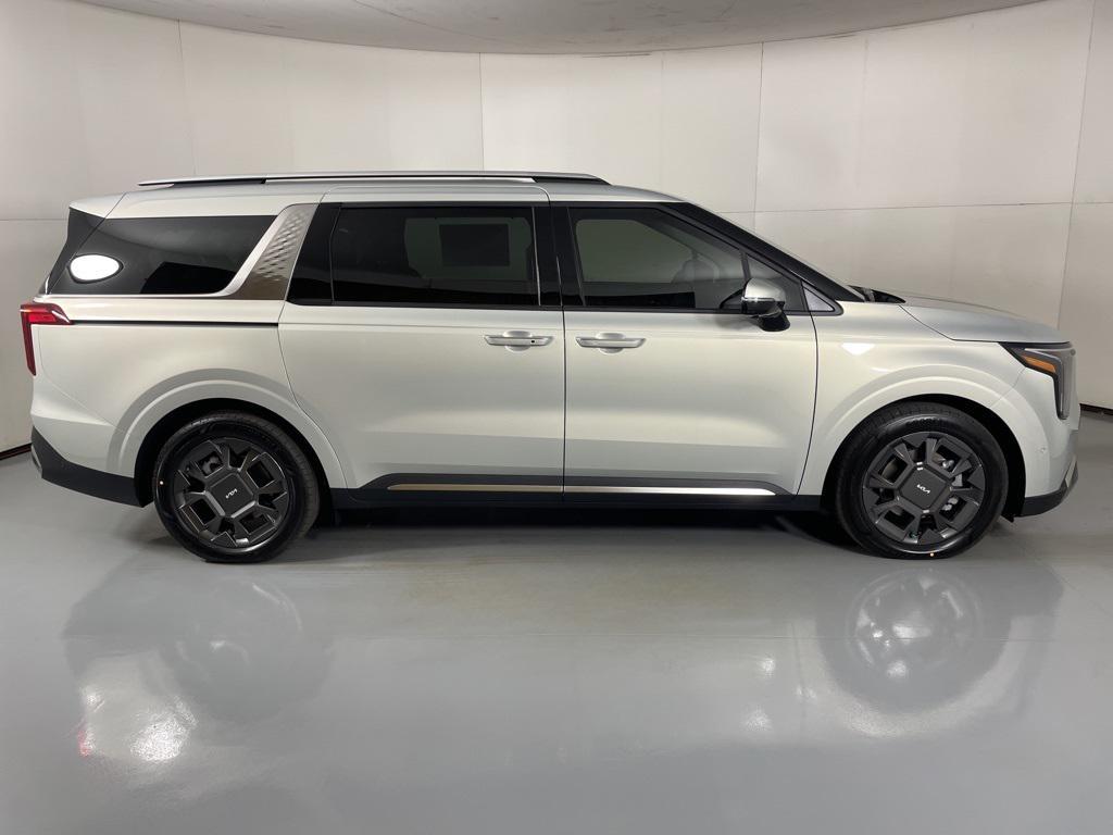 new 2026 Kia Carnival car, priced at $45,689