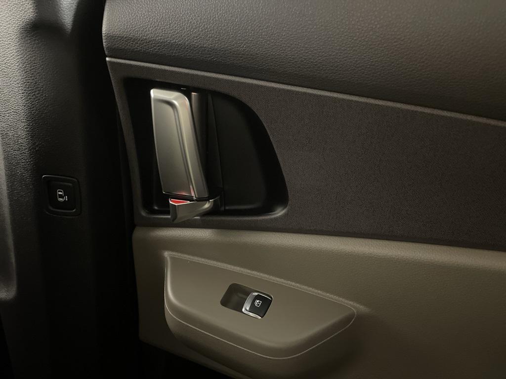 new 2026 Kia Carnival car, priced at $45,689