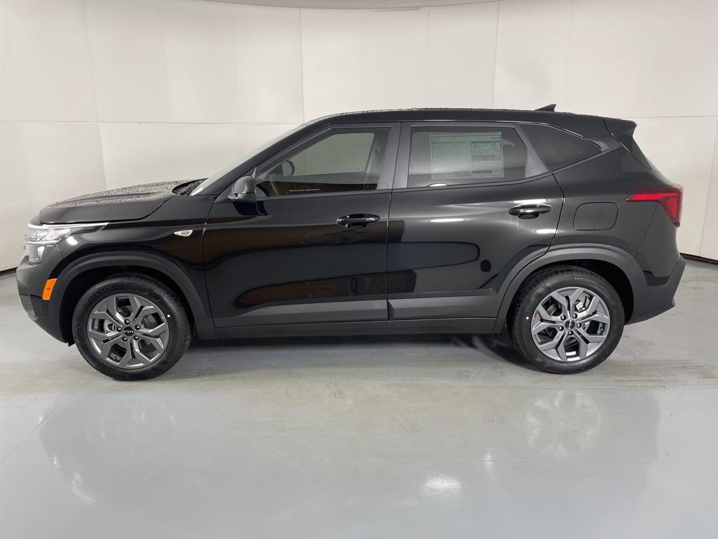 new 2026 Kia Seltos car, priced at $24,725