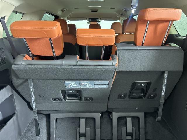 new 2026 Kia Carnival Hybrid car, priced at $42,870