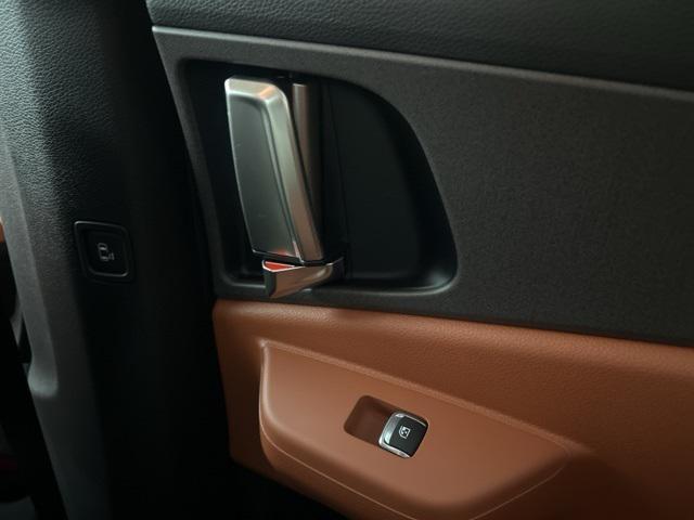 new 2026 Kia Carnival Hybrid car, priced at $42,870