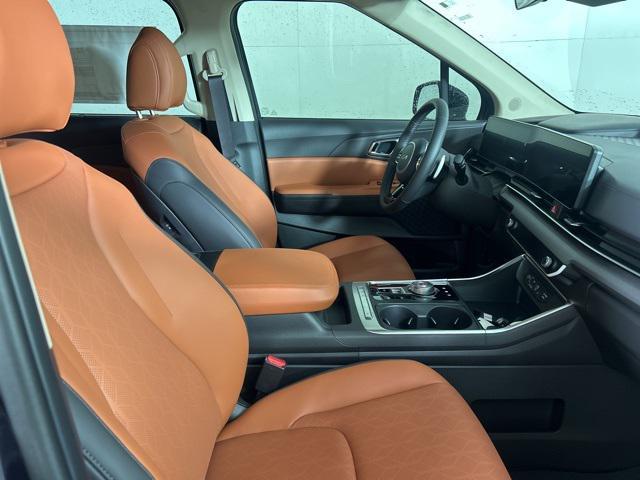 new 2026 Kia Carnival Hybrid car, priced at $42,870