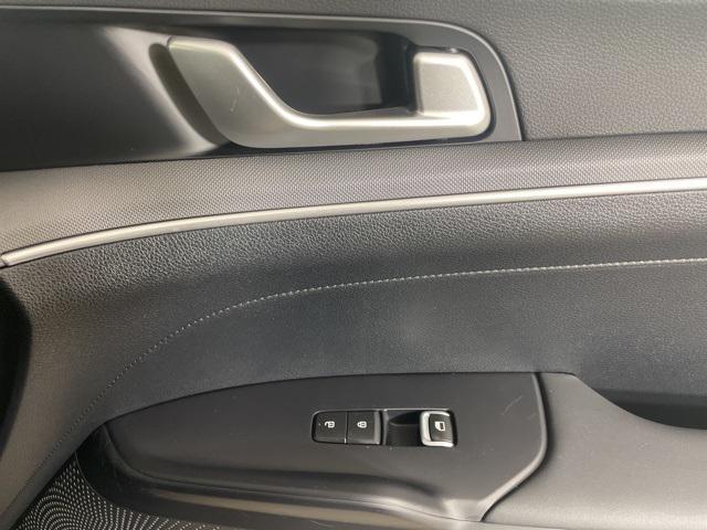 new 2025 Kia K5 car, priced at $27,461
