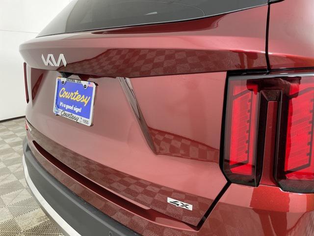 new 2025 Kia Sorento car, priced at $39,898