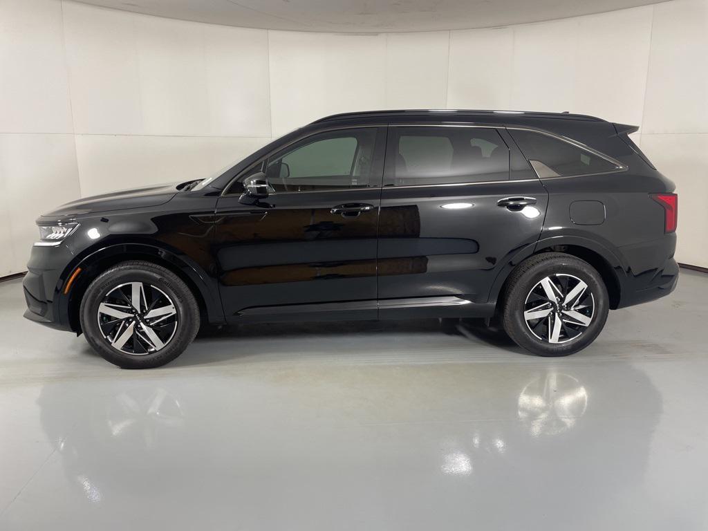 used 2023 Kia Sorento car, priced at $26,300