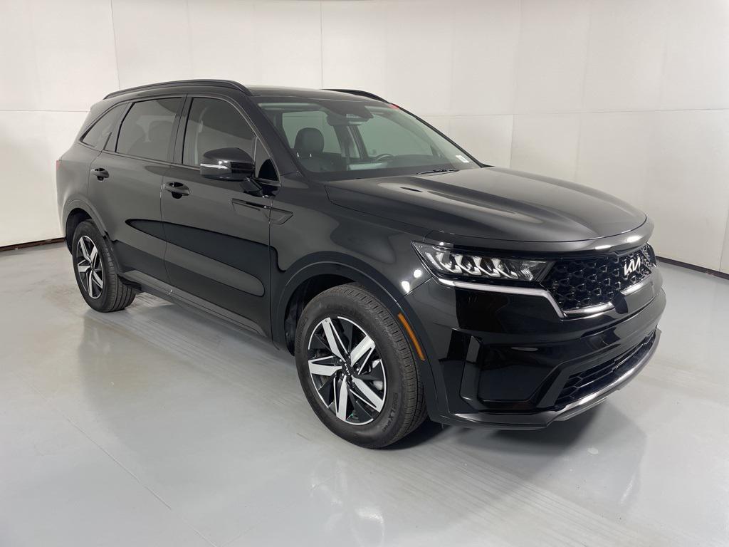 used 2023 Kia Sorento car, priced at $26,300