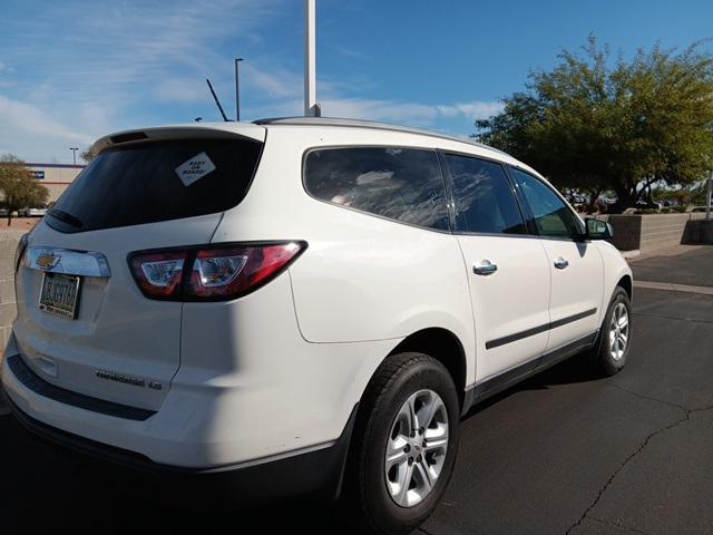 used 2015 Chevrolet Traverse car, priced at $8,550