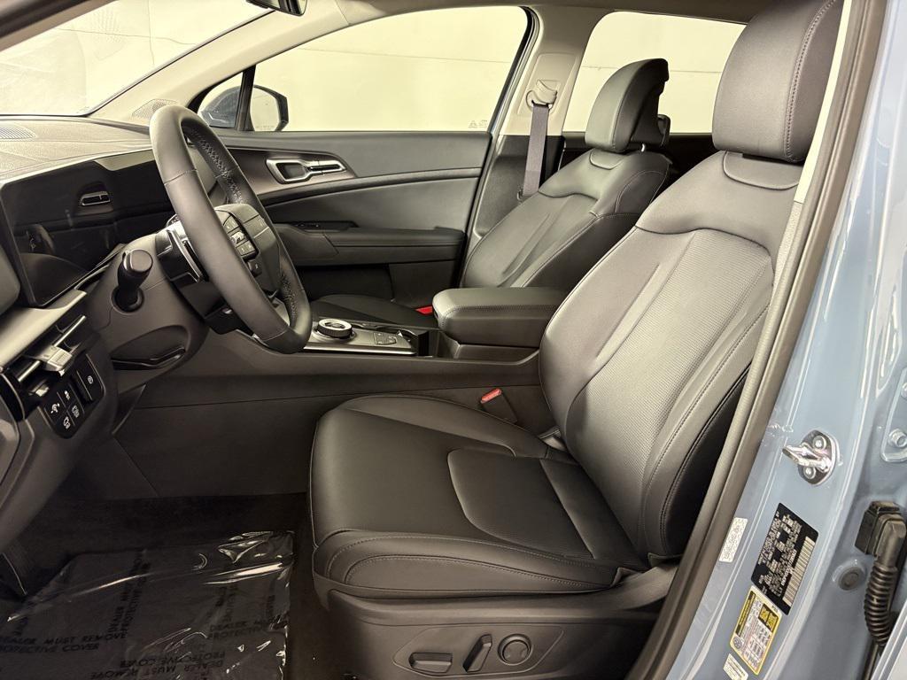 new 2026 Kia Sportage Hybrid car, priced at $34,132