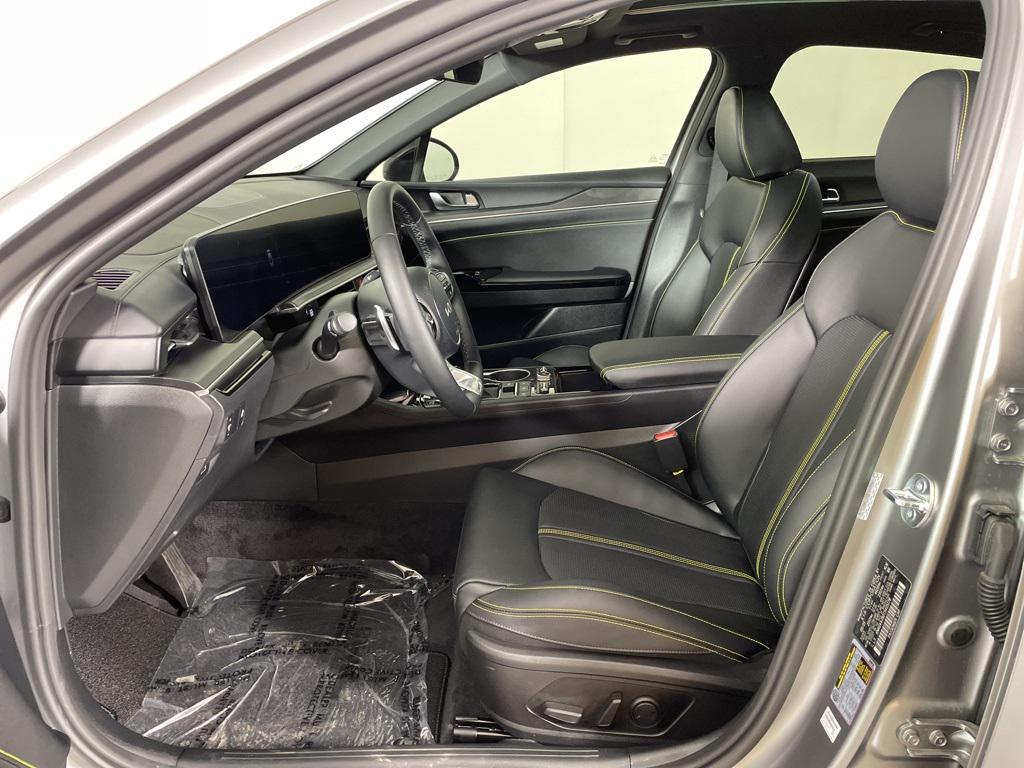 new 2026 Kia K5 car, priced at $38,499