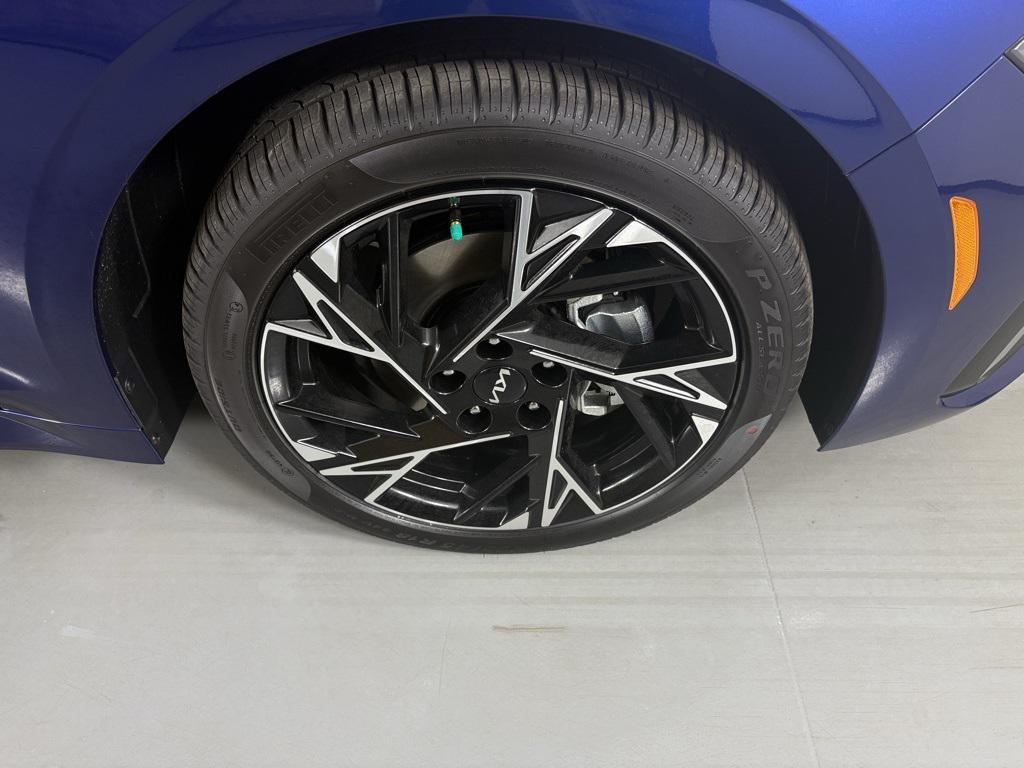 new 2026 Kia K5 car, priced at $27,945