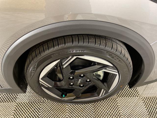 new 2025 Kia K4 car, priced at $23,910