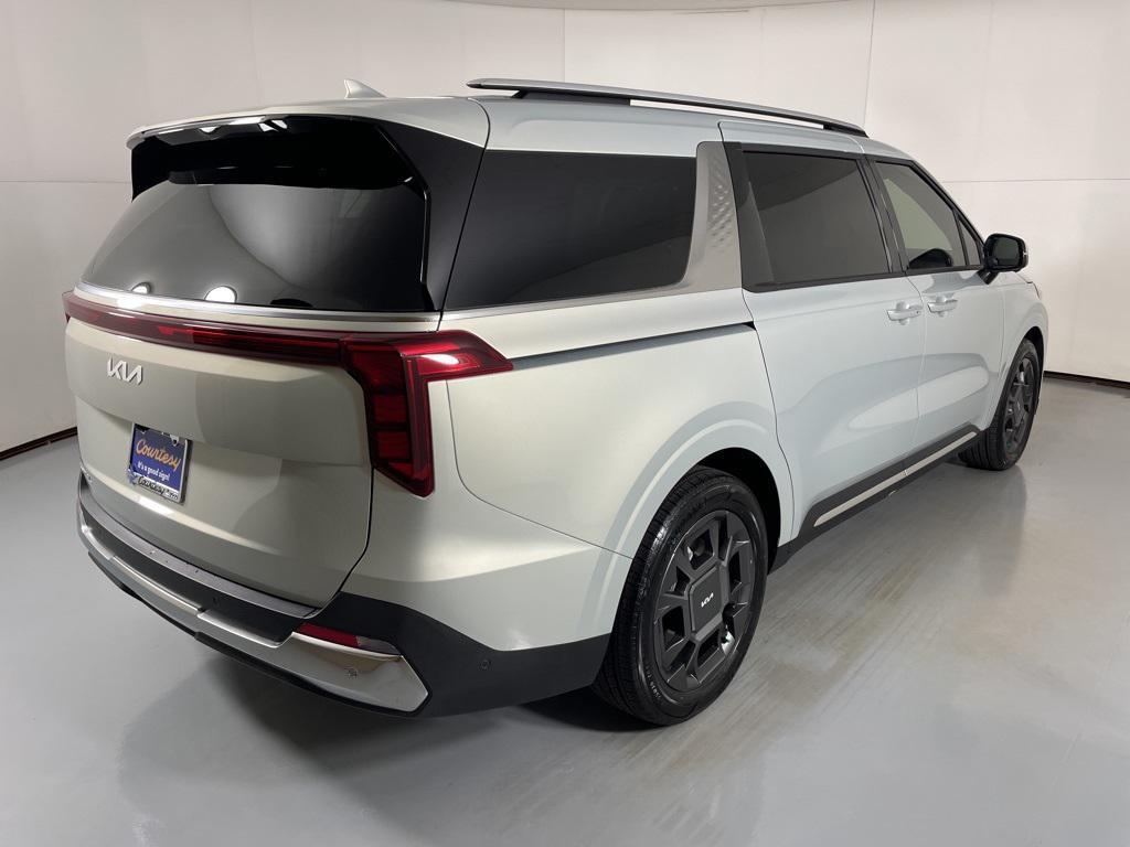 new 2026 Kia Carnival car, priced at $45,689