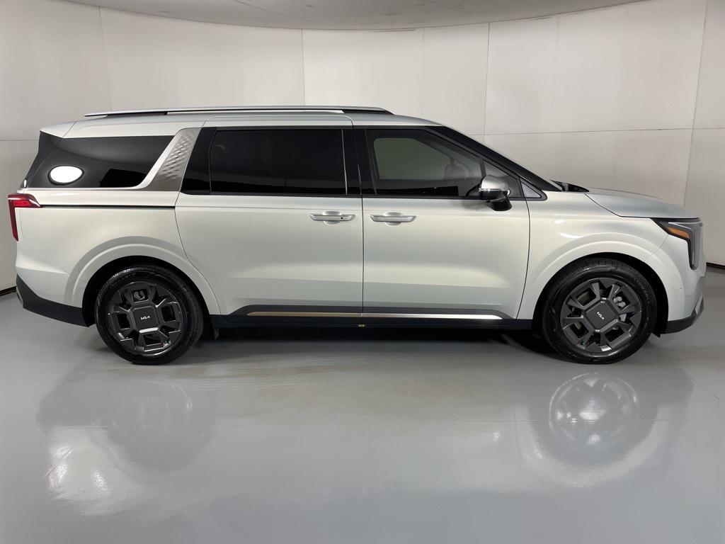new 2026 Kia Carnival car, priced at $45,689