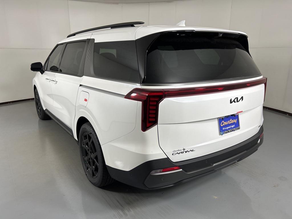 new 2026 Kia Carnival Hybrid car, priced at $52,874