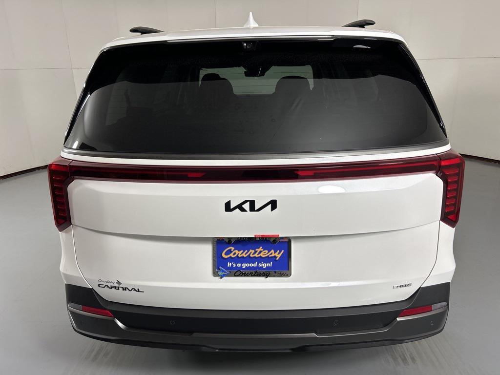 new 2026 Kia Carnival Hybrid car, priced at $52,874