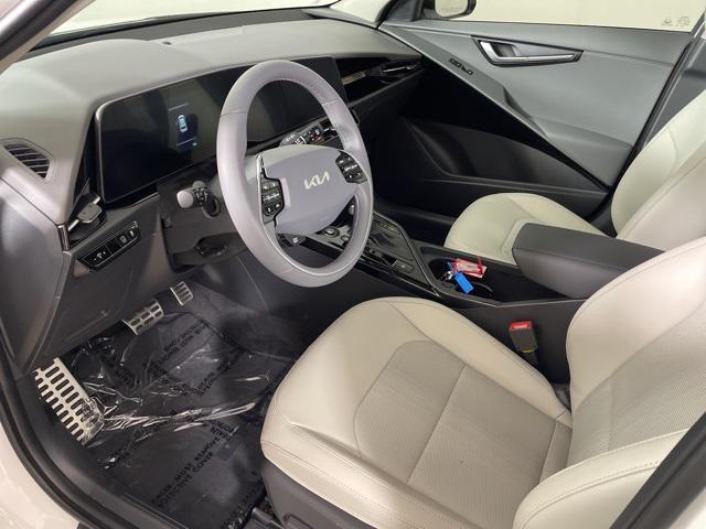 new 2025 Kia Niro car, priced at $31,980