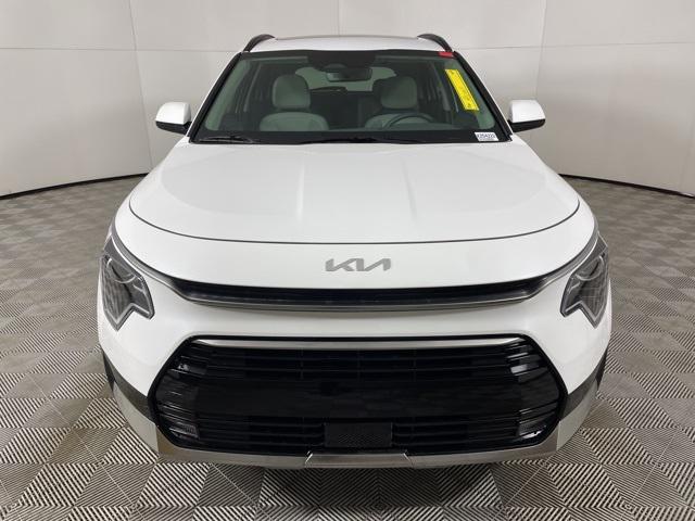 new 2025 Kia Niro car, priced at $31,980