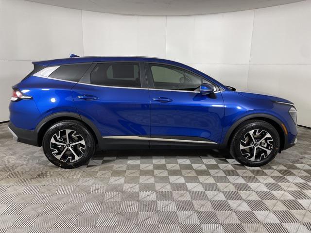 new 2025 Kia Sportage car, priced at $30,900