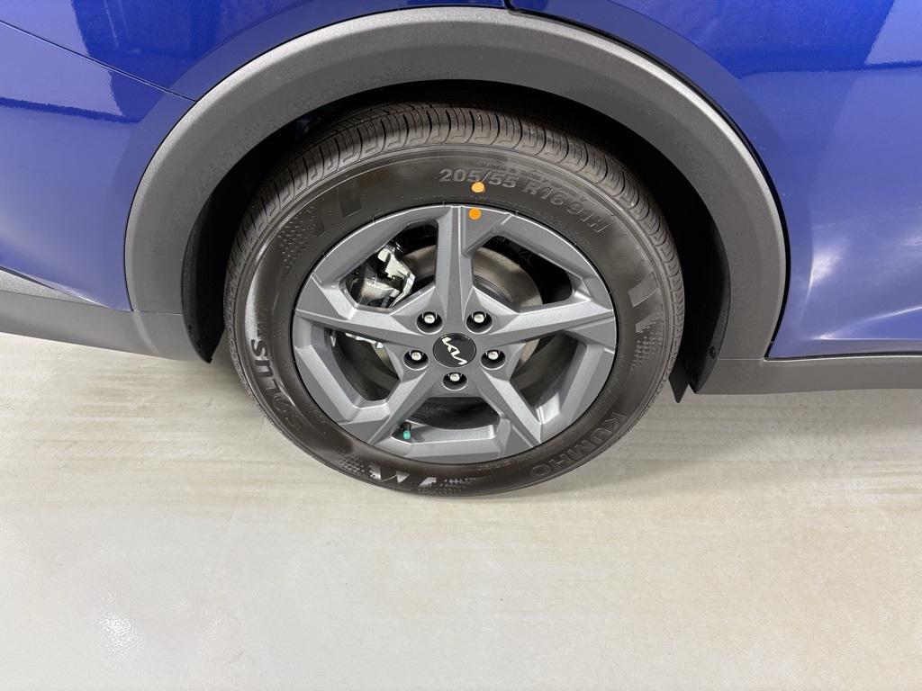 new 2025 Kia K4 car, priced at $22,645