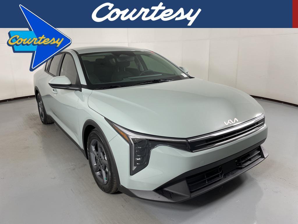 new 2025 Kia K4 car, priced at $22,626