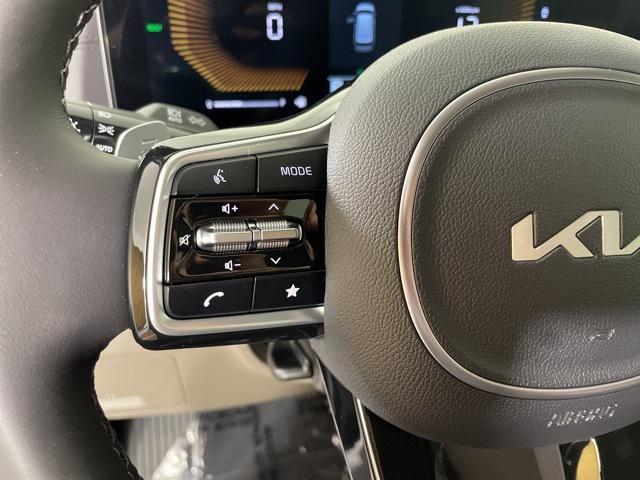new 2026 Kia Carnival Hybrid car, priced at $42,646