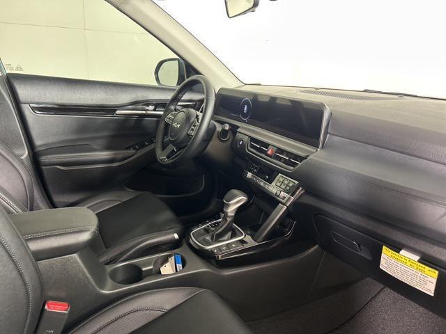 new 2025 Kia Seltos car, priced at $26,586