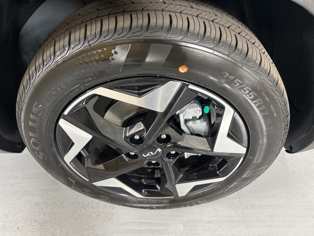 new 2025 Kia Seltos car, priced at $26,586