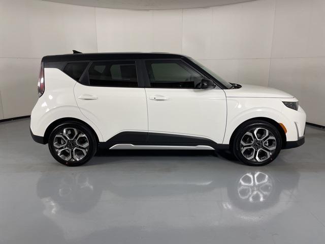 new 2025 Kia Soul car, priced at $25,992