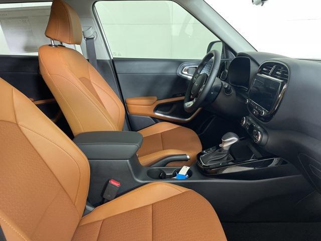 new 2025 Kia Soul car, priced at $25,992