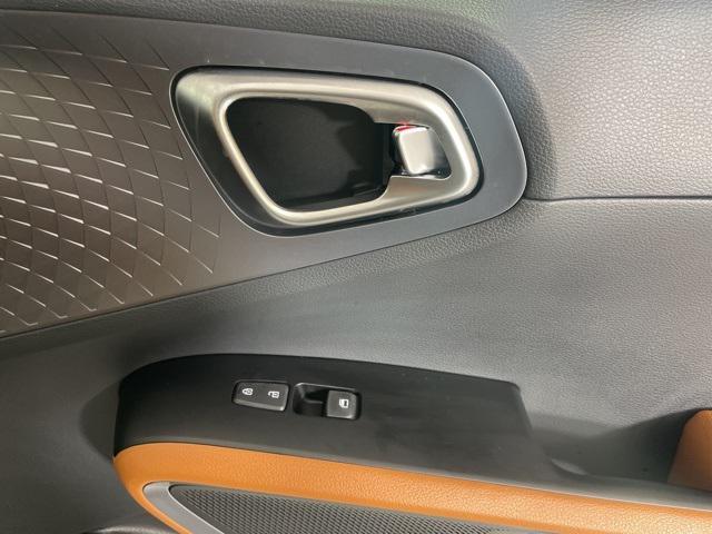 new 2025 Kia Soul car, priced at $25,992