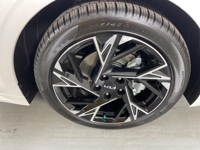 new 2026 Kia K5 car, priced at $28,718