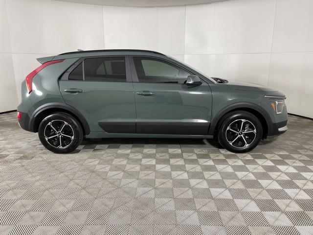new 2025 Kia Niro car, priced at $30,248