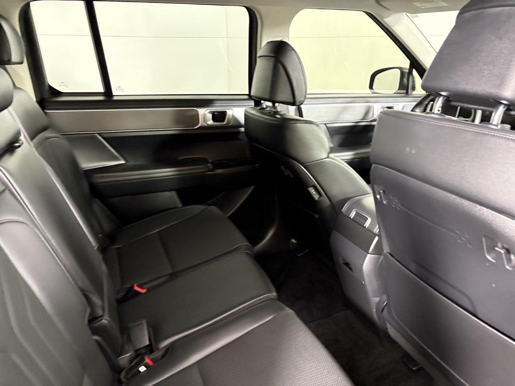 used 2025 Hyundai Santa Fe car, priced at $35,400