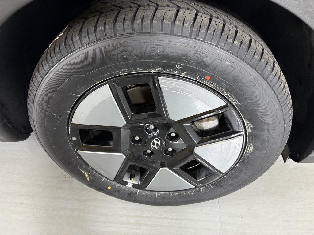 used 2025 Hyundai Santa Fe car, priced at $35,400