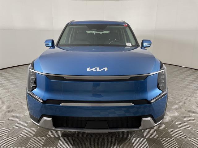 new 2024 Kia EV9 car, priced at $55,316