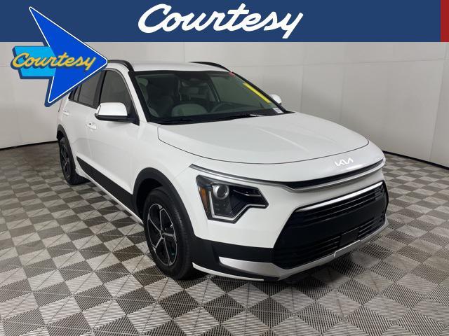new 2025 Kia Niro car, priced at $30,656