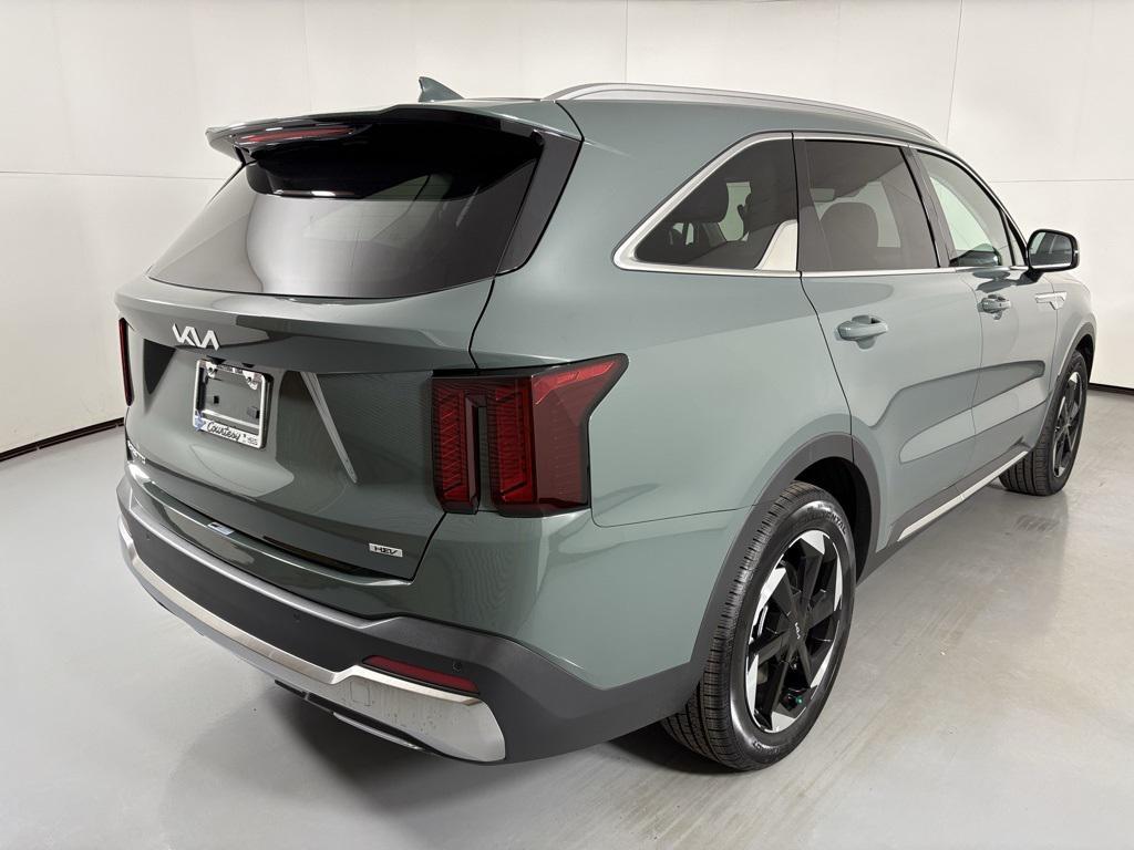 new 2026 Kia Sorento Hybrid car, priced at $43,690