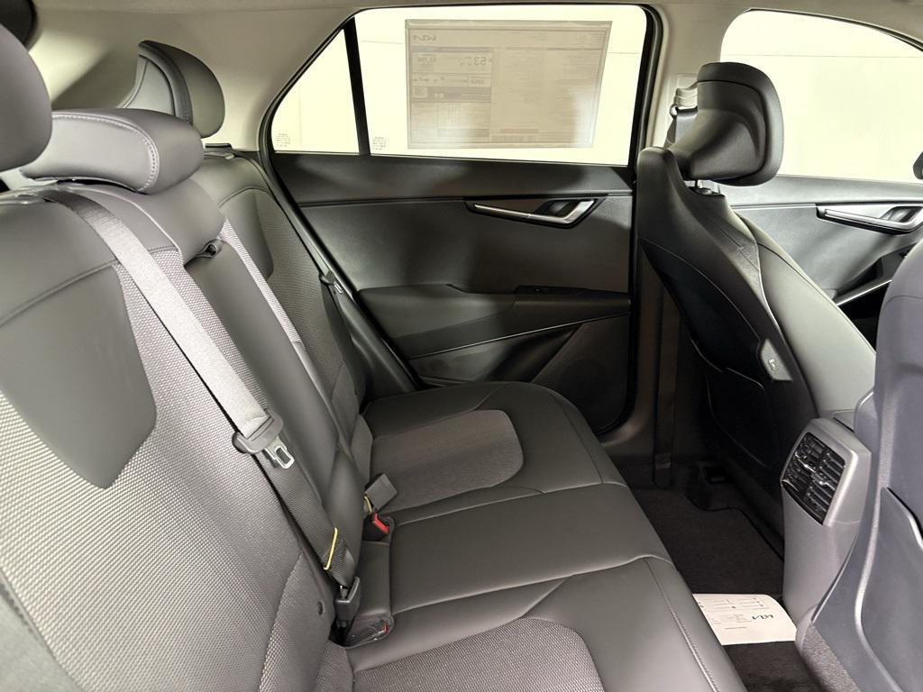 new 2026 Kia Niro car, priced at $33,695