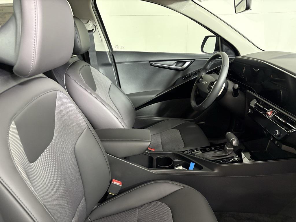 new 2026 Kia Niro car, priced at $33,695