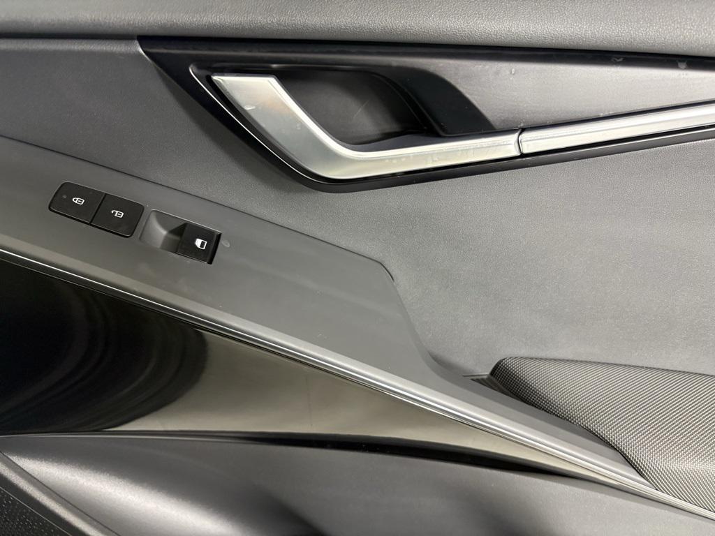 new 2026 Kia Niro car, priced at $33,695