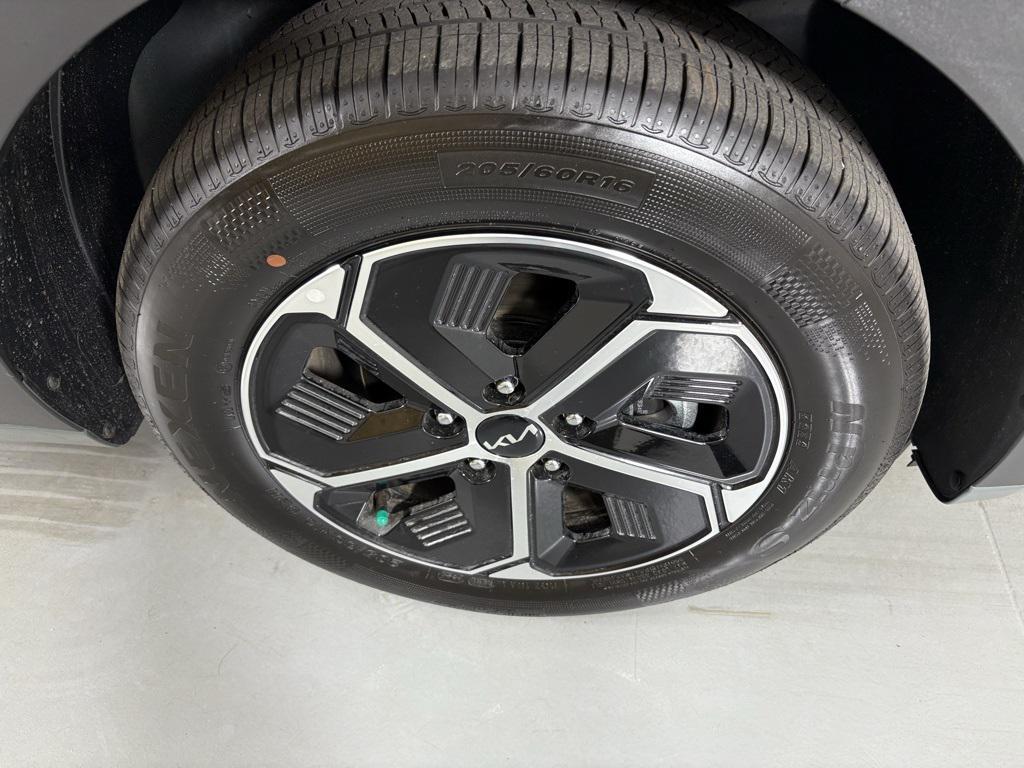 new 2026 Kia Niro car, priced at $33,695