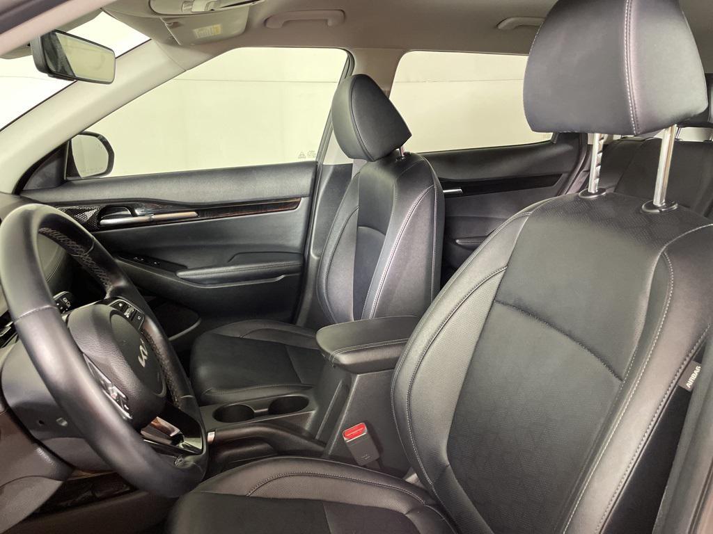 used 2024 Kia Seltos car, priced at $21,600