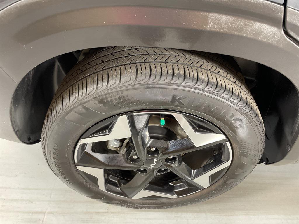 used 2024 Kia Seltos car, priced at $21,600